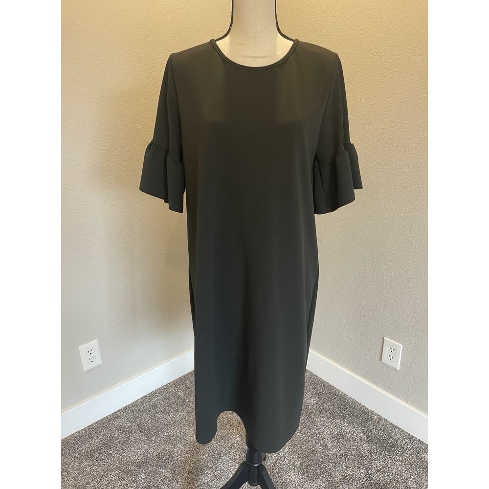 Betsy’s Boutique Shop Women’s Green Shift Dress Bell Sleeves Sz XL Knee Length